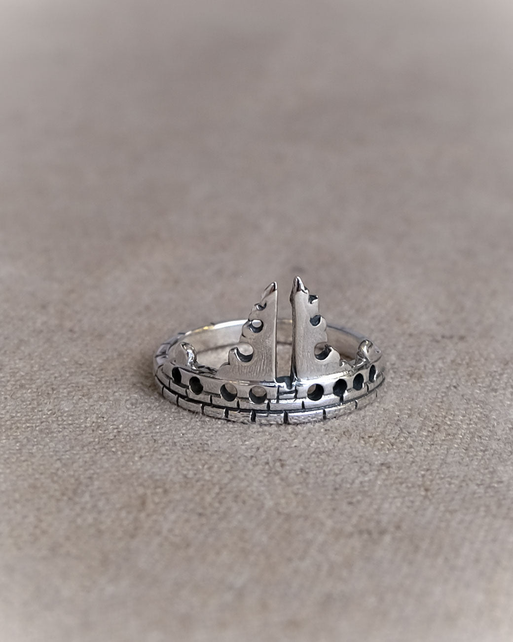 Bali Candi Ring in Silver