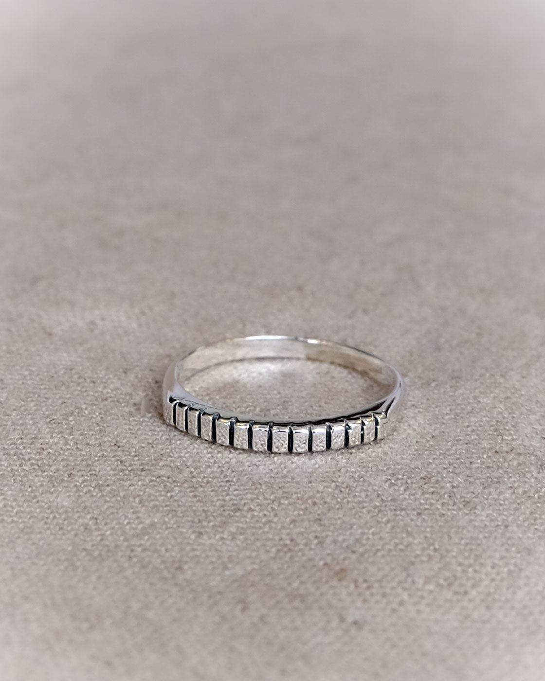 Razor Ring in Silver