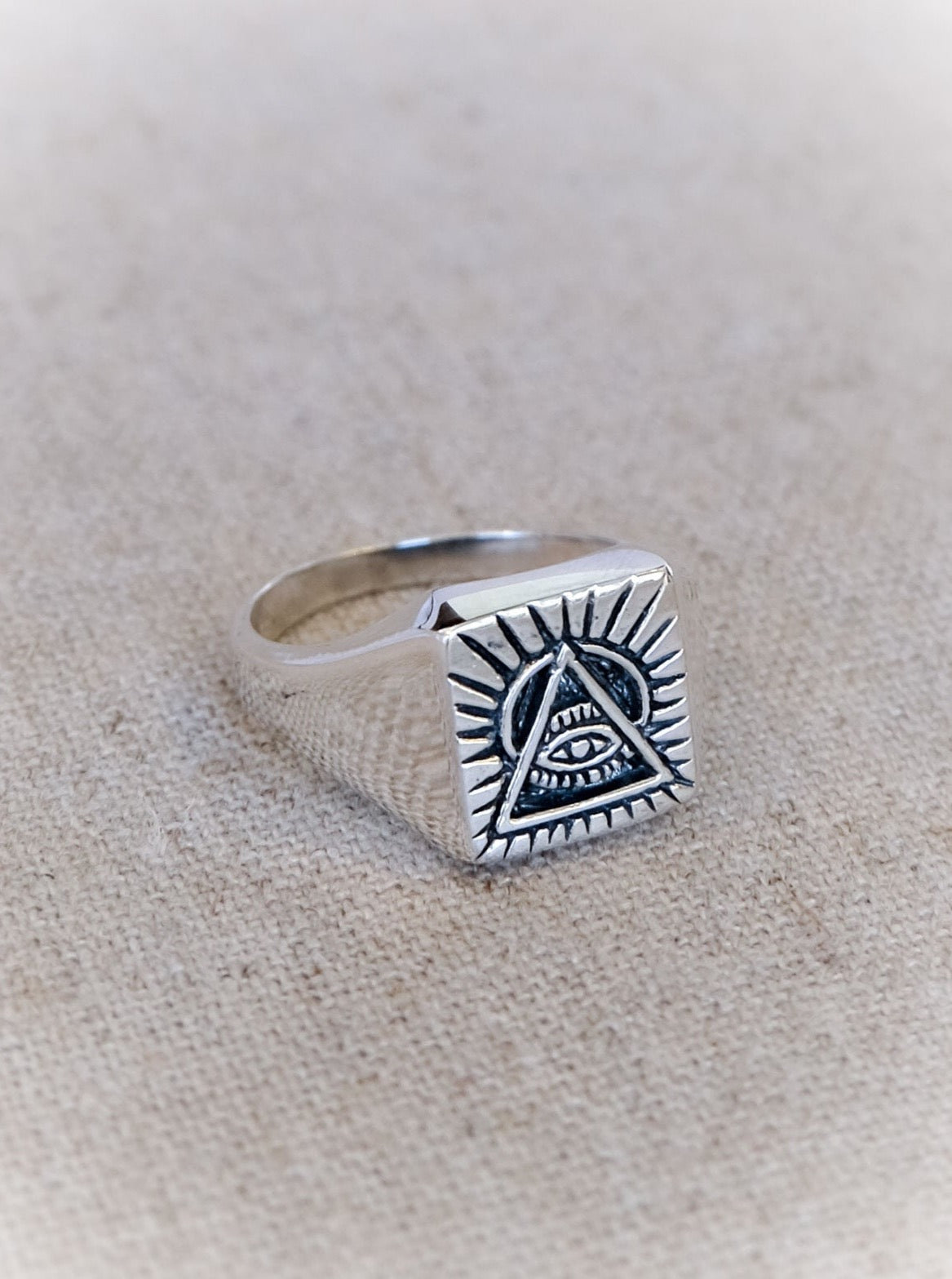 Illuminati Ring in Silver