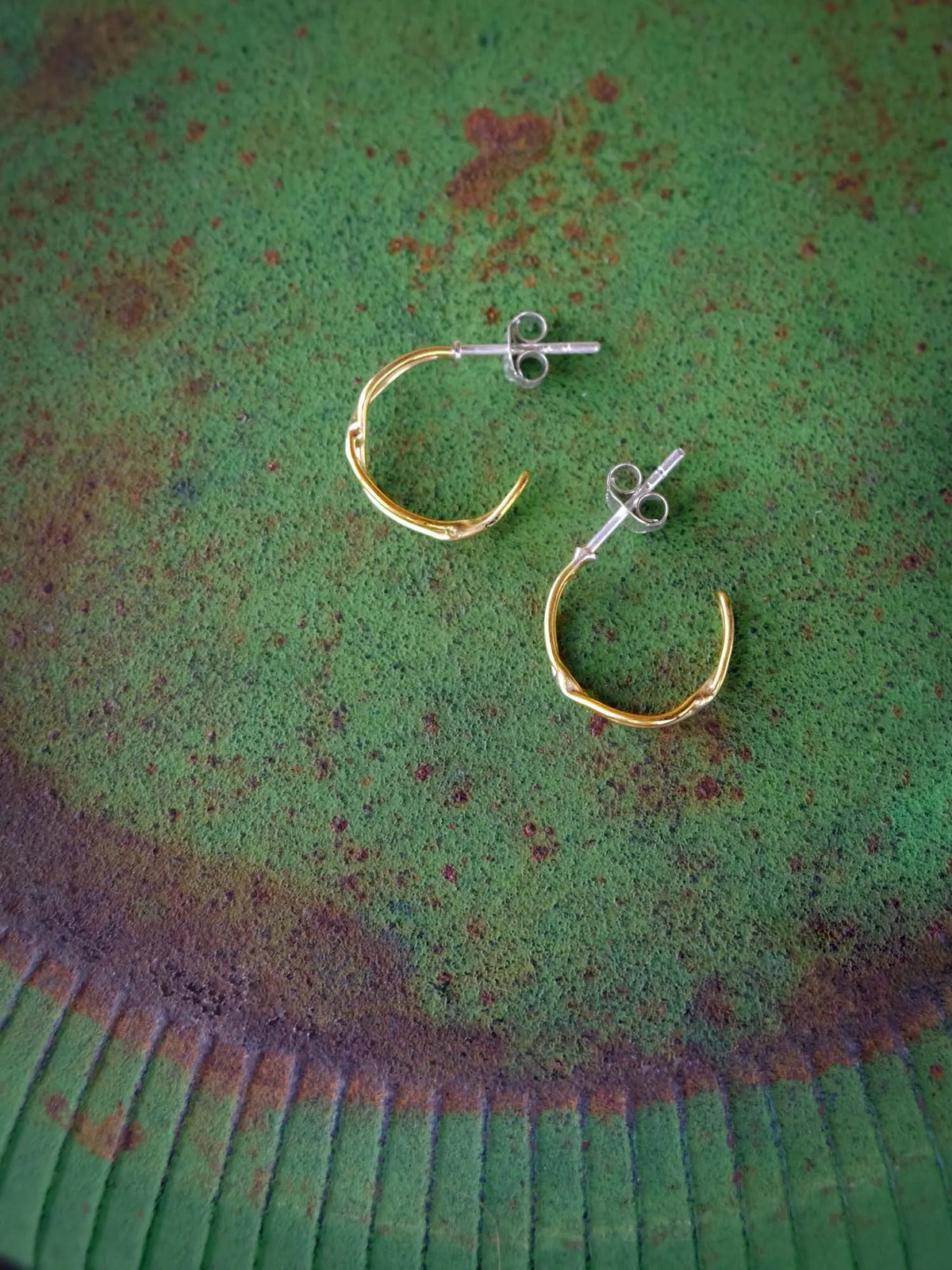 Crossover Small Hoops in Brass Yin Jewelry for the Soul