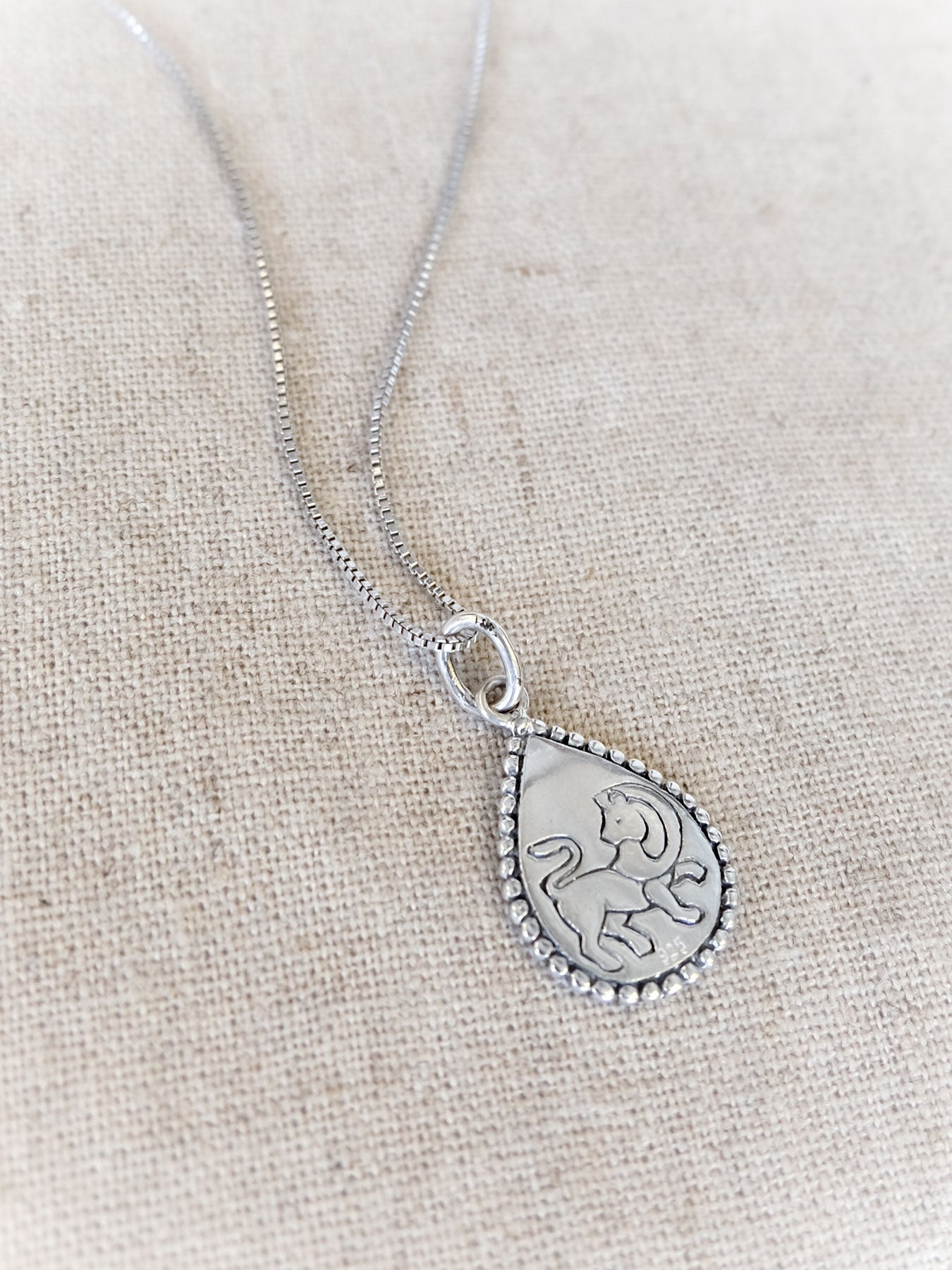 Lion Pear Pendant in Silver