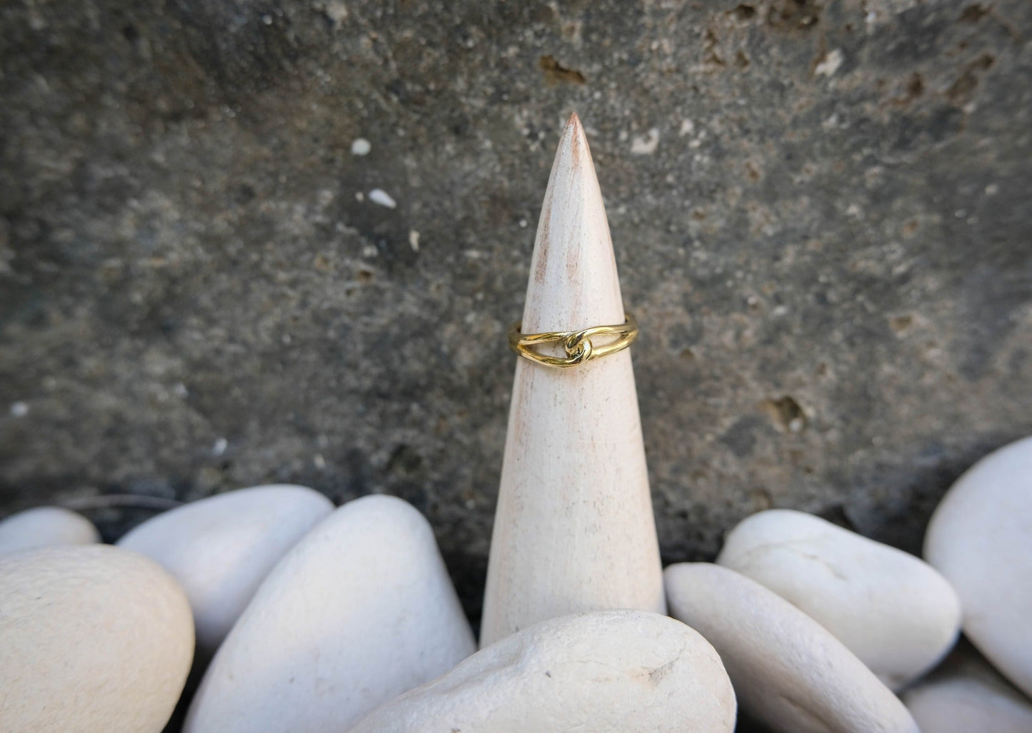 Knot Small Brass Ring